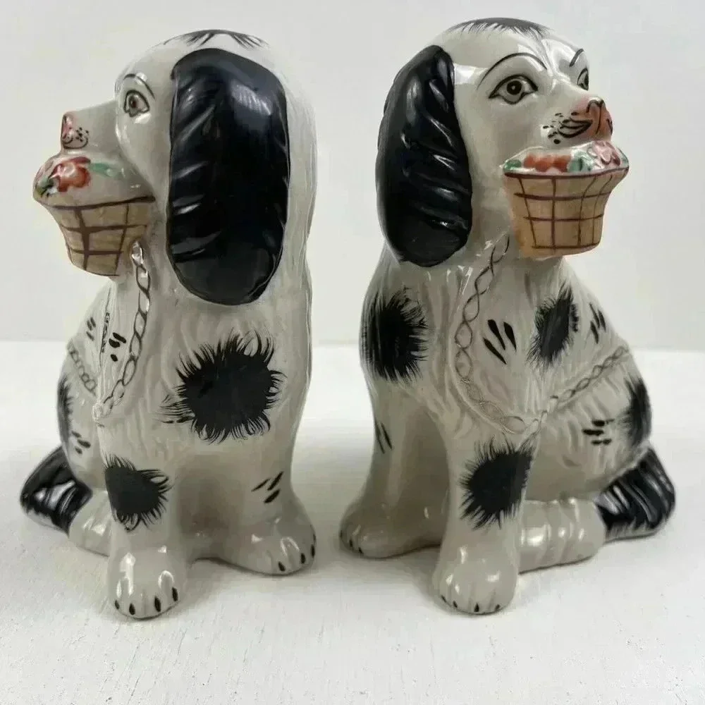 Vintage King Charlas Staffordshire Spaniel Dogs With Flower Basket set of 2 - Picture 12 of 12